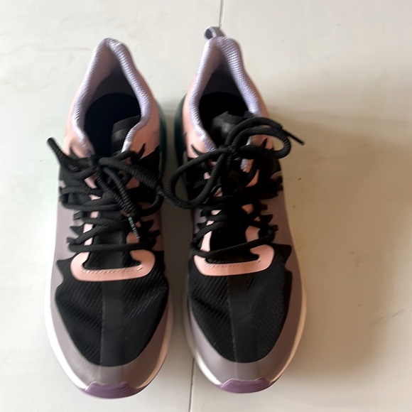 Fabletics Shoes - Women’s Fabletics, tennis shoes size 9 1/2